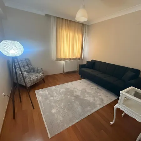 Corner Luxury Apartment